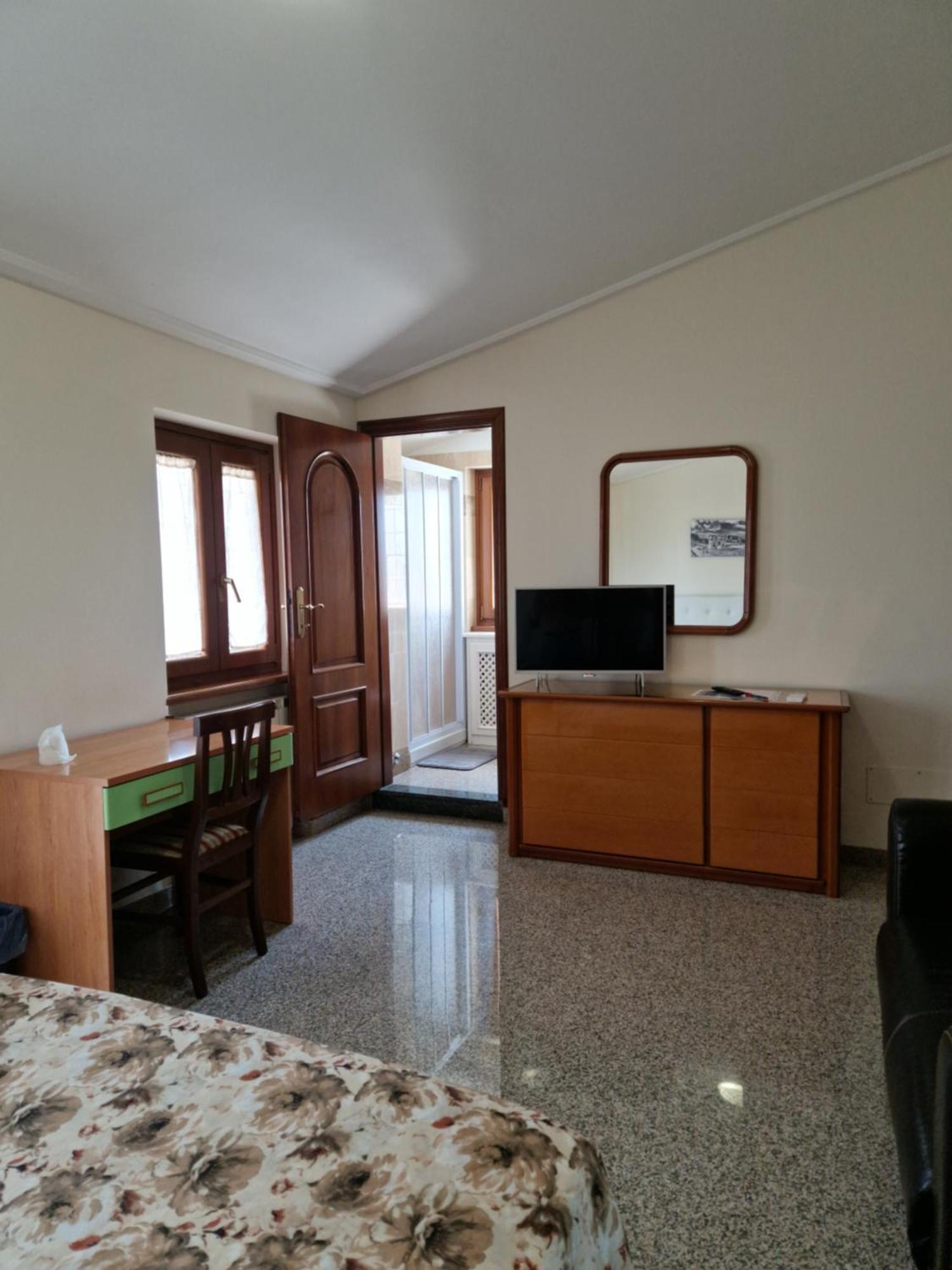 Hotel Castelbarco House B Roma Exterior foto